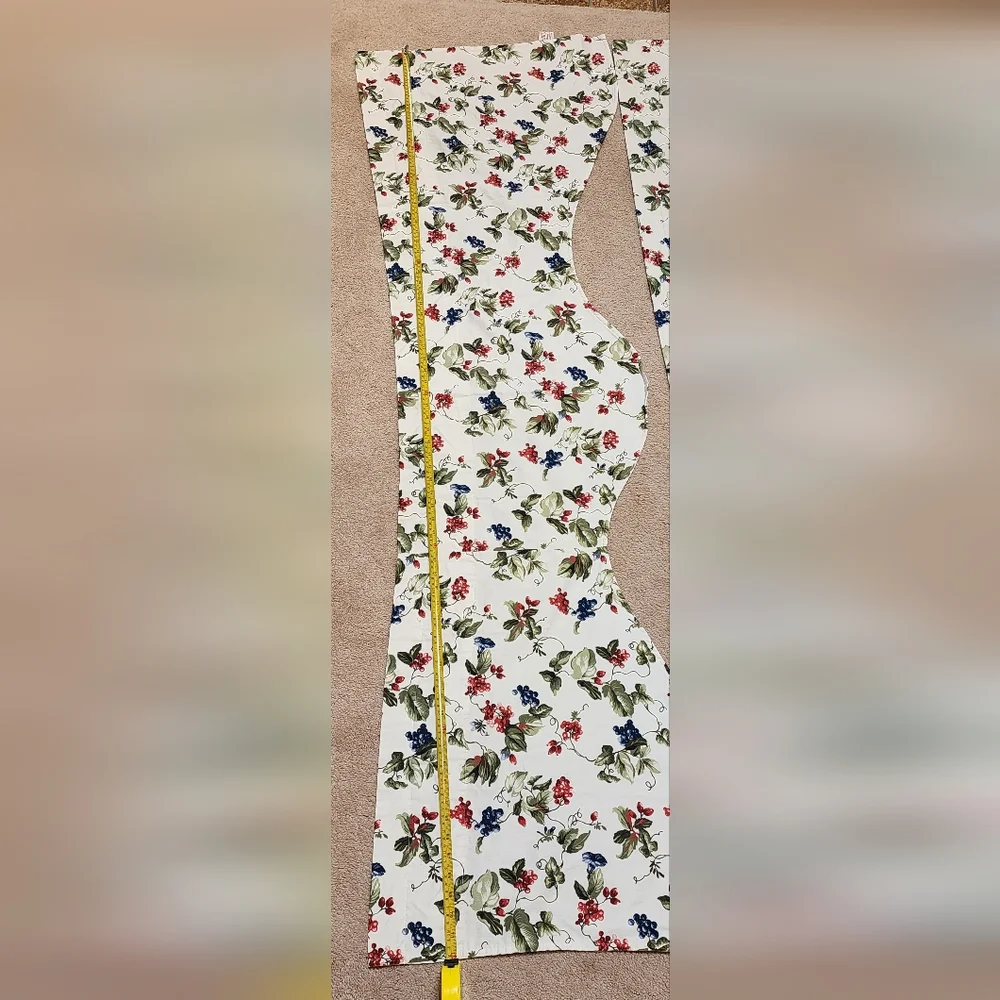 Waverly Home Fashion 2 Grapes Valance
